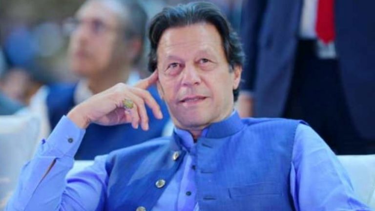 ضمنی انتخابات میں ایک بار پھر پی ٹی آئی کی جیت ، اکیلےکپتان نے کئی وکٹیں گرا دیں