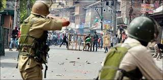 مارچ میں مقبوضہ کشمیر میں 143 ظالمانہ کارروائیاں ، 16 افراد شہید ، 96 گرفتار