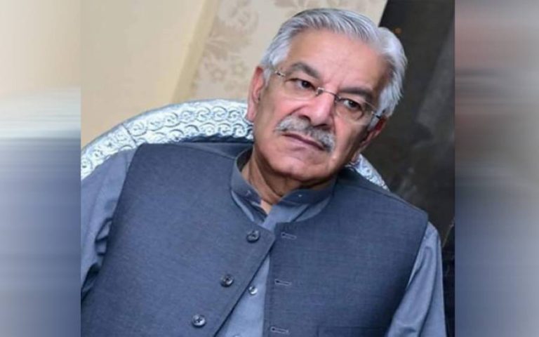 نواز شریف کی وطن واپسی میں کیا خدشات ہیں؟ خواجہ آصف نے بتا دیا